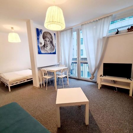 Topfloor Greeceflat A Cosy Flat In The City Center Apartment วอร์ซอ ภายนอก รูปภาพ